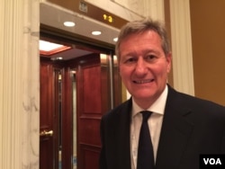 国际战略研究所的秘书长兼首席执行官奇普曼(Dr. John Chipman)