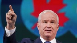 加拿大保守党领袖奥图尔(Erin O’Toole)在选举日晚向支持者发表讲话(路透社2021年9月21日)