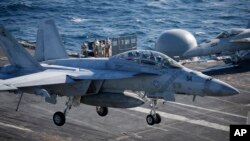 FA-18 Super Hornet တိုက်လေယာဉ် (Kim Hong-Ji/Pool Photo via AP)