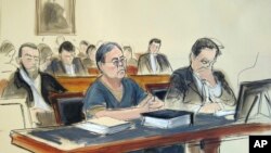 前香港民政局局长何志平法院开庭素描照(2019年3月25日)