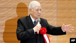 台湾前总统李登辉在东京对议员们讲话(2015年7月22日)