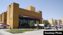 美国驻阿富汗大使馆安装了海康威视的监控设备(美国政府图片)