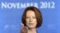 Thủ tướng Australia Julia Gillard nói chuyện tại một cuộc họp báo, 8/11/12