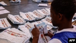 ኣባል ኮሚሽን ምርጫ ድምጺ እንዳቆጸረ