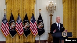 美国总统拜登在白宫发表讲话(2021年8月18日)