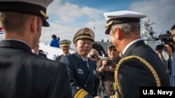 中国海军2016年12月6日访问美国圣迭戈军港 (美国海军照片)