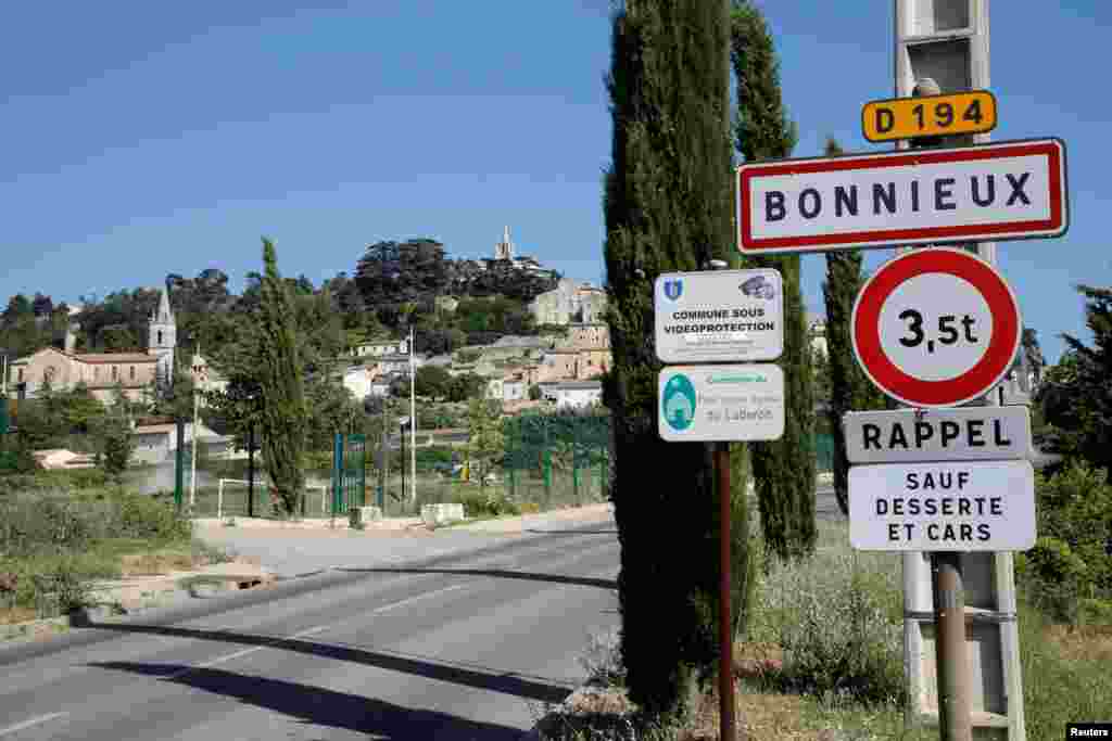 中国海航集团董事长王健死亡地点——法国南方阿维尼翁附近的小镇博尼约(Bonnieux,又译奔牛村,2018年7月4日)。