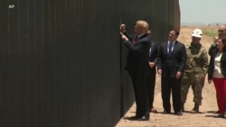 VOA英语视频: 特朗普造访选战重镇亚利桑那州谈移民议题 VOA英语视频: 特朗普造访选战重镇亚利桑那州谈移民议题