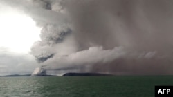 印度尼西亚巽他海峡的喀拉喀托火山爆发