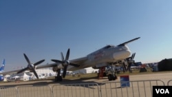 莫斯科航展上的图-95战略轰炸机,