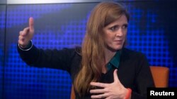 Đại sứ Hoa Kỳ tại Liên Hiệp Quốc Samantha Power tham dự cuộc thảo luận về khủng hoảng Ebola tại New York.