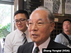 参与823战役的前国防部长伍世文(美国之音张永泰拍摄)