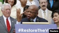 民主党籍的约翰·刘易斯众议员(资料照)