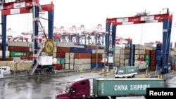 在美国加利福尼亚州的圣佩德罗港口看到的集装箱。(路透社,2018年3月22日资料照)