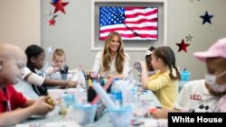 بانو ترمپ به رئیس جمهور پوتین نگاشته است که حفاظت از کودکان " بیشتر از خدمت به روسیه به خود بشریت نیز خدمت خواهد کرد."