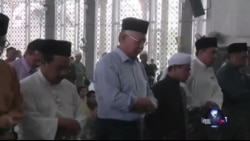 马总理纳吉布为失联马航祷告 马总理纳吉布为失联马航祷告