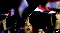 组图:埃及军队推翻总统穆尔西