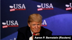 美国总统川普在俄亥俄州克利夫兰召开的一个有关减税的论坛会议上。(2018年5月5日)