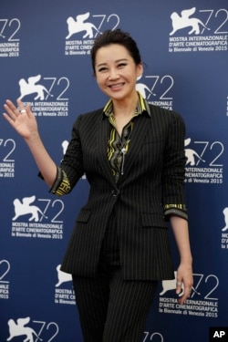 在威尼斯电影节,中国影视明星许晴为影片《老炮儿》(Mr. Six) 亮相(2015年9月12日)。