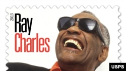 <p style="margin: 0in 0in 8pt;"><font size="3"><span lang="FR" style="color: rgb(34, 34, 34); font-family: "Arial",sans-serif; mso-ansi-language: FR;">Des ballons</span><span lang="FR" style="color: rgb(34, 34, 34); font-family: "Arial",sans-serif; mso-ansi-language: FR;"> de l'installation d'art « Lichtgrenze 2014 » s’envolent devant la porte de Brandebourg lors de l'événement central commémorant la chute du mur de Berlin, en Allemagne, le 9 novembre 2014.</span></font></p>