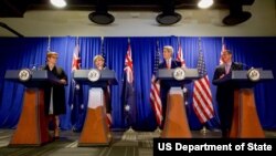 (从左至右)澳国防部长佩恩、外长毕晓普、美外长克里、国防部长卡特(图片来源:美国国务院)