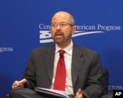 全国同性恋权益中心法律主任明特尔