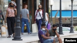 黎巴嫩多拉市疫情期间的孟加拉国年轻人(2020年5月19日)。