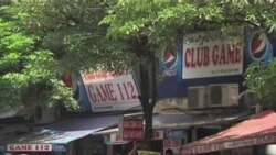 Nhà nghiên cứu Mỹ: Việt Nam cấm chia sẻ tin tức trên mạng là 'điên rồ' Nhà nghiên cứu Mỹ: Việt Nam cấm chia sẻ tin tức trên mạng là 'điên rồ'