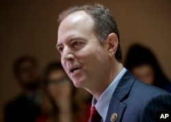 众议院情报委员会地位最高的民主党人席夫(Adam Schiff)回答记者问题(2017年3月24日)