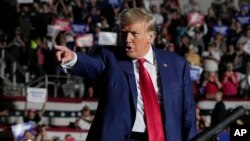 资料照片:前总统特朗普在宾夕法尼亚州参加一次竞选集会。(2023年7月29日)