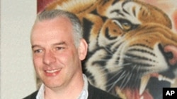 英国商人尼尔.伍德(海伍德)生前照片