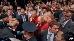 资料照:西藏精神领袖达赖喇嘛访问纽约。(2024年6月23日)