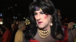 美国民众2017年10月31日晚庆祝万圣夜