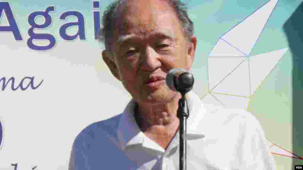 86岁的广岛幸存者讲话(美国之音国符拍摄)