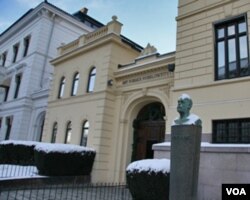 挪威诺贝尔研究所(美国之音王南拍摄)