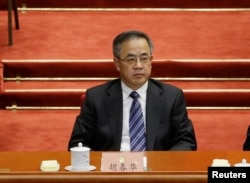 中共广东省委书记胡春华在全国政协会议上(2016年3月)