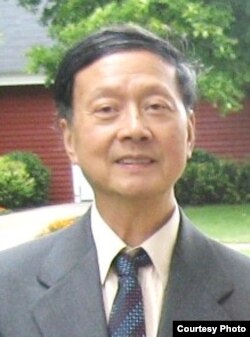 明尼苏达大学教授丁抒(宋永毅提供)