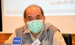 香港民意研究所副行政总裁钟剑华分析,过去半年最重大的历史事件影响香港人身份认同的变化, 令年轻人对前途感到没有信心。 (美国之音/汤惠芸)