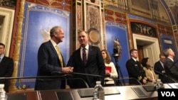 国防部代理部长沙纳汉2019年5月8日到国会作证(美国之音黎堡)