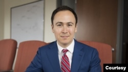 美国塔夫茨大学政治科学副教授迈克尔·贝克利(贝克利本人提供)