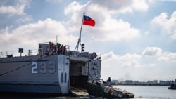 台湾汉光36号演习第2天,海军在左营军港为联合登陆作战操演进行准备(2020年7月14日, 取自台湾国防部推特)