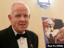 3D学会主席吉姆·沙班(美国之音国符拍摄)