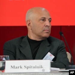 美国商人马克捷足先登进入中国老人住房与护理市场