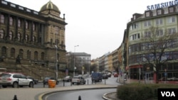 布拉格市中心 (美国之音白桦)