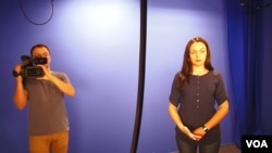 西伯利亚一家地方电视台演播室。(美国之音白桦拍摄)