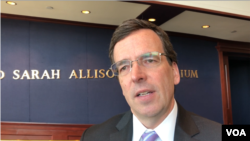 美国传统基金会亚洲研究项目主任洛曼(美国之音锺辰芳拍摄)