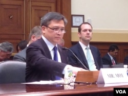 梅健华, 美国国务院亚太事务副助理国务卿(美国之音钟辰芳)