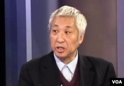 杨帆教授在华盛顿接受VOA卫视采访(资料照)