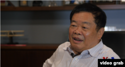 中国玻璃大王曹德旺接受美国之音专访(资料照)