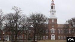 资料照片:位于新罕布什尔州汉诺威的达特茅斯学院外景(摄于2017年)。达特茅斯是近日结束与中国国家留学基金管理委员会(CSC)的联合项目的七所美国高校之一。